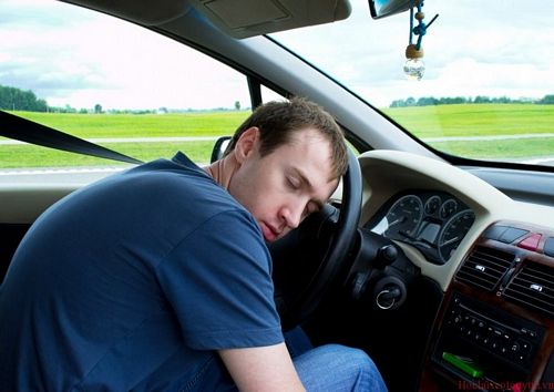 Những cách chống buồn ngủ khi lái xe
